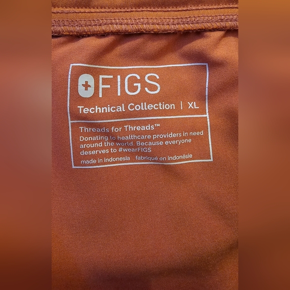 FIGS jogger scrub set - Picture 7 of 8